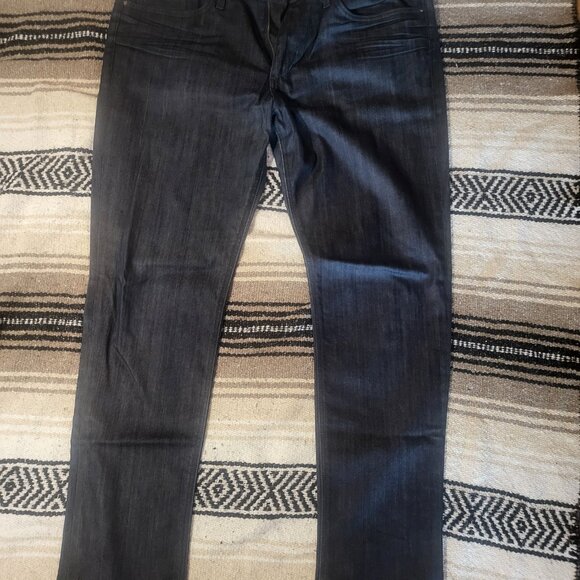 Variety of Designer Jeans - Picture 11 of 15